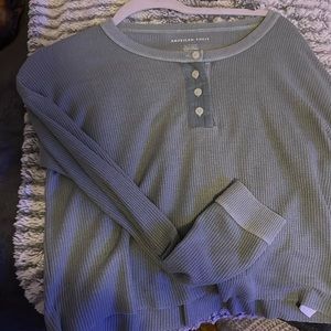 american eagle women’s long sleeve